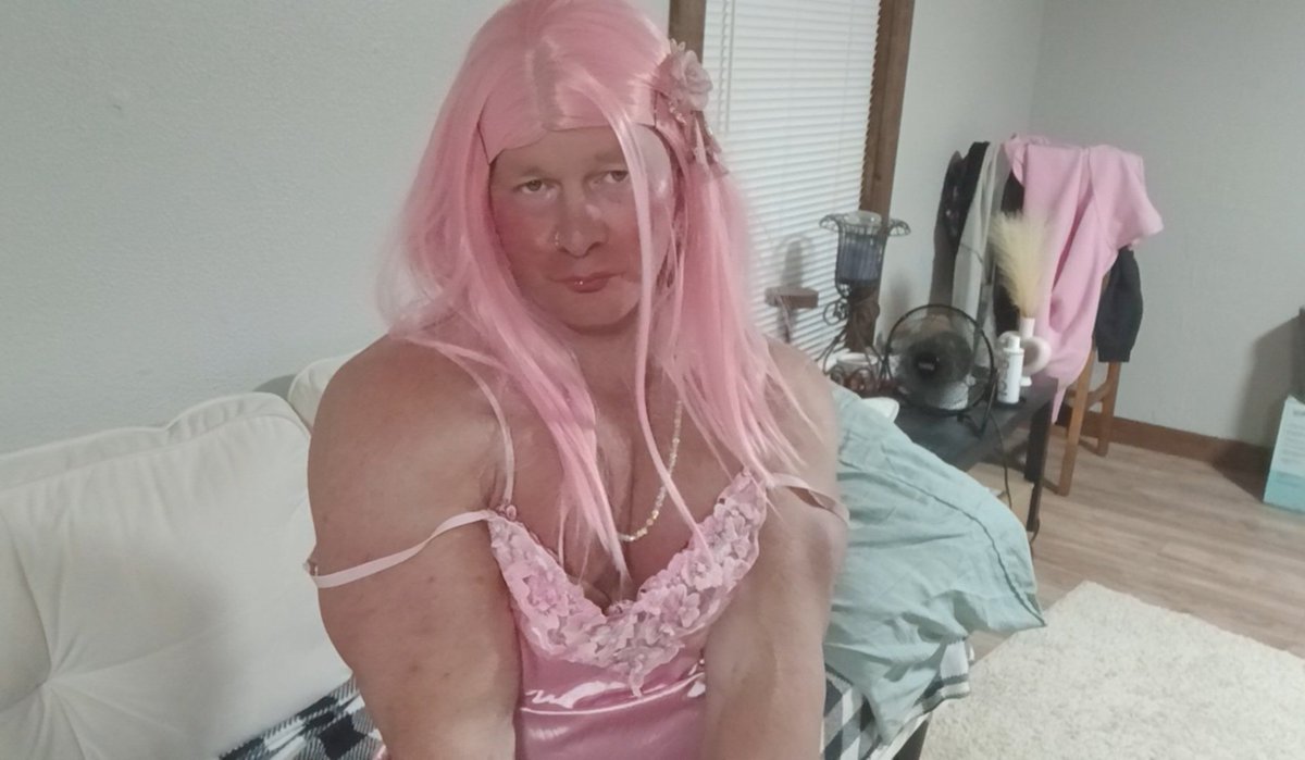 Alphasissy31622's tweet photo. Jasmine cute nighttie https://t.co/hVAXqqPCKV