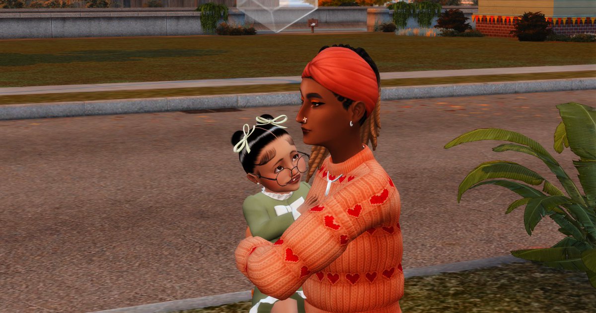 whimsitrait's tweet photo. Day out with her mums <3 https://t.co/TYAfKGdcuv