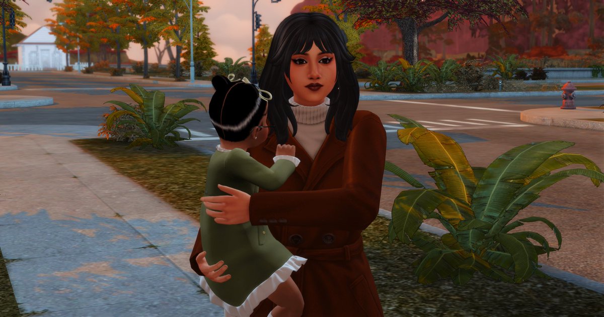 whimsitrait's tweet photo. Day out with her mums <3 https://t.co/TYAfKGdcuv