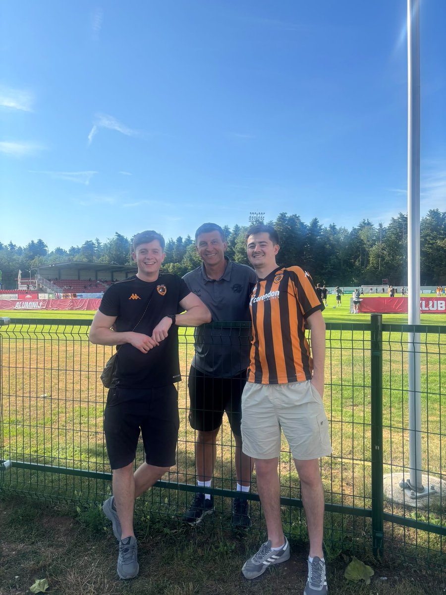 BenMail5's tweet photo. UTT 🐅 #hcafc https://t.co/MvegF2RJzZ