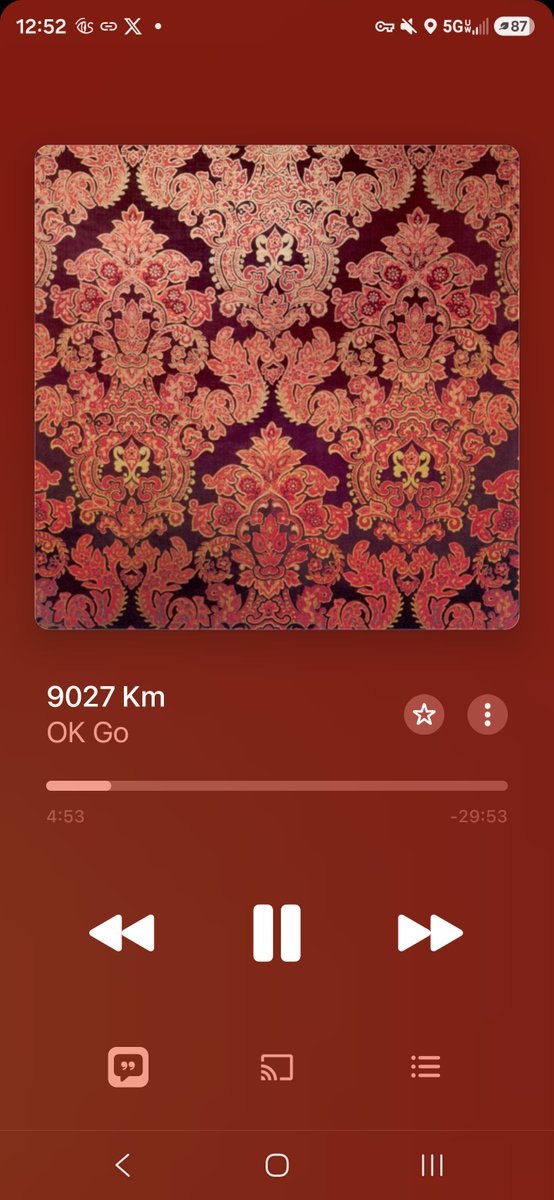 AluminumOrGlass's tweet photo. i like that OK Go caught wind of this and put 35 minutes of his girlfriend sleeping onto the CD so Sony would not have room for it https://t.co/2Sj5OIaGPU