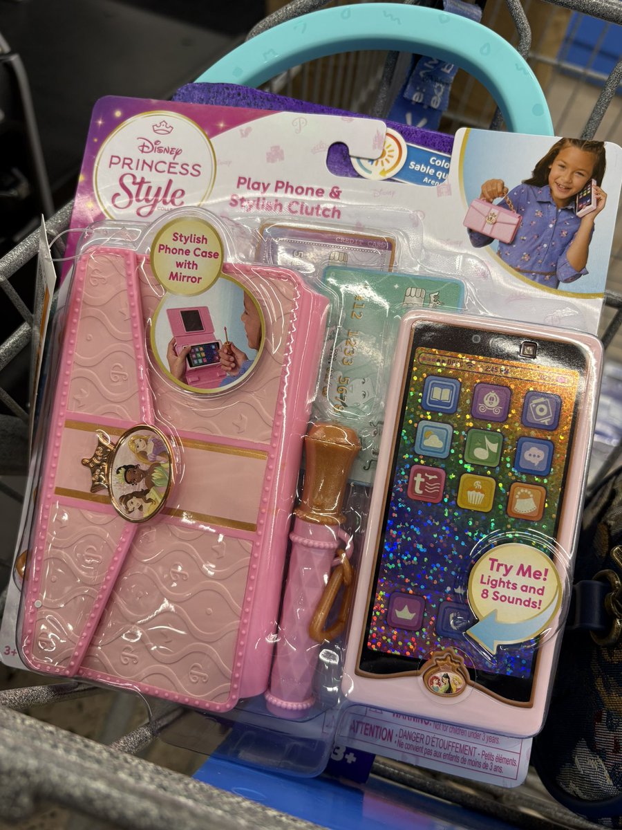 MakRose127's tweet photo. Walmart asking me if I want to add a 2 year protection plan on this…be so for real https://t.co/H7piZT6e3h