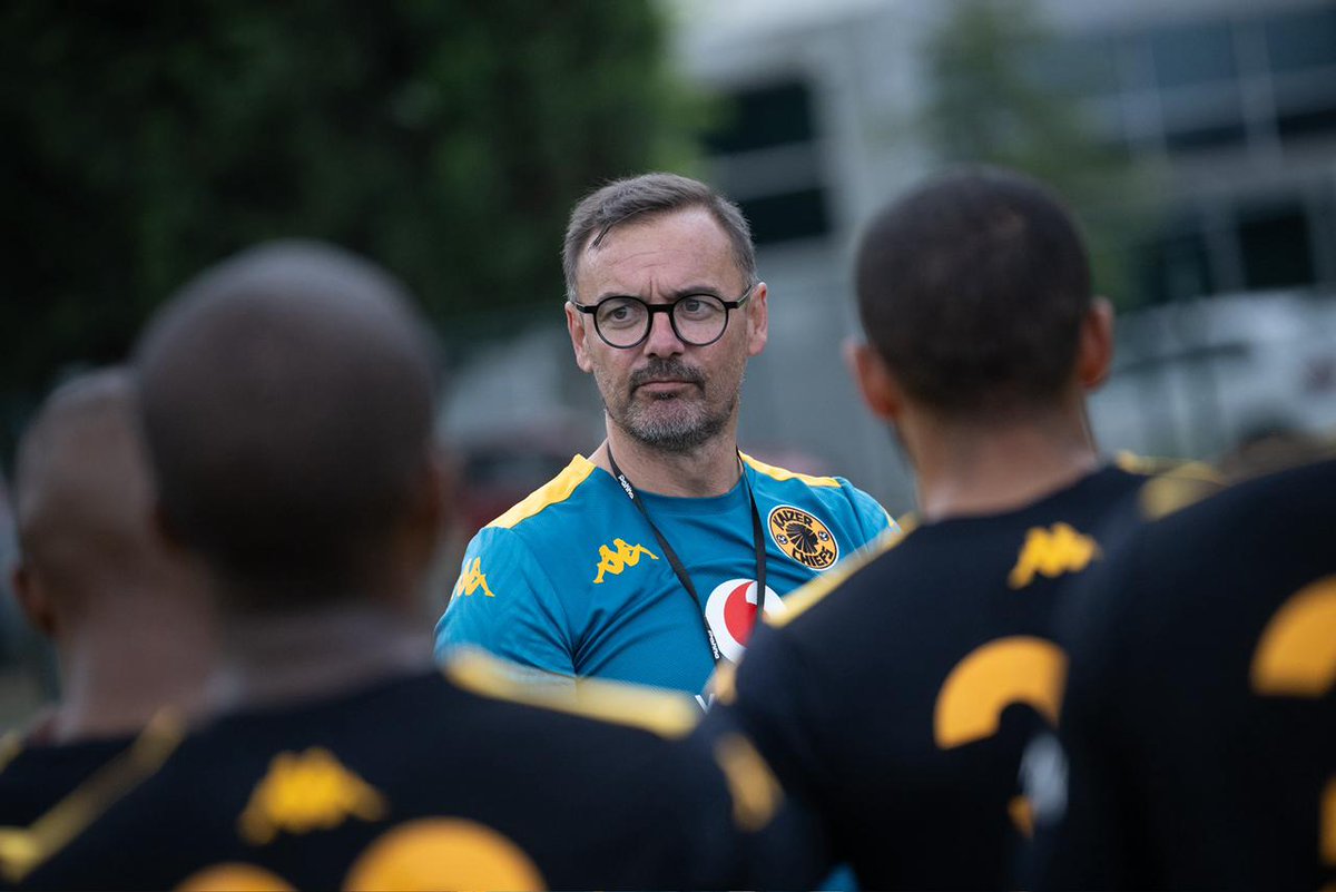 iDiskiTimes's tweet photo. "We [Chiefs] will play every game to win. There are also the different cups [to compete for] and we want to win every game and every trophy [available]."

Every trophy on offer is what Kaizer Chiefs will be targeting for the 2026/27 campaign, according to head coach Fernando Da Cruz.

https://t.co/QNpeMLb12o