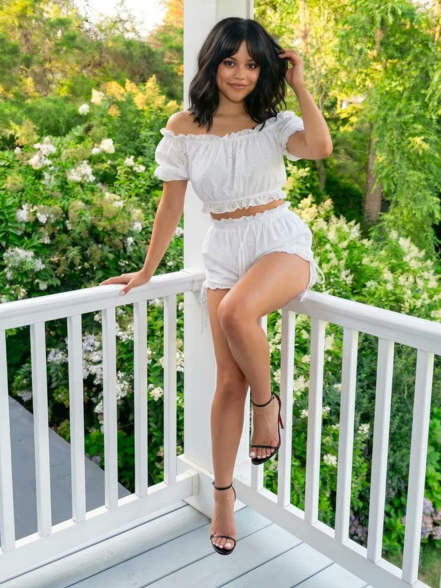 nivi_offl's tweet photo. Jenna Ortega making a white off-shoulder look absolutely unforgettable  🤍🔥 https://t.co/MoZg1MFNMa