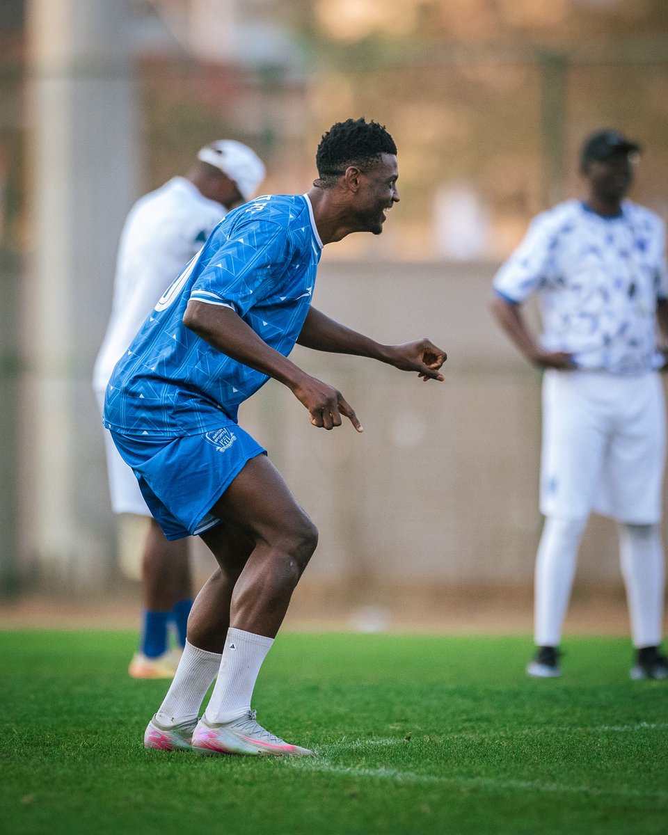 rayon_sports's tweet photo. Ese @airtelrw, mufite Internet ya 5G?

Ejo twese hamwe gahunda ni imwe: GUSHYIGIKIRA RAYON SPORTS! 

Gura itike yawe ukande: *939*3*2# 📲🎟️ https://t.co/qcNLd8o0Gf