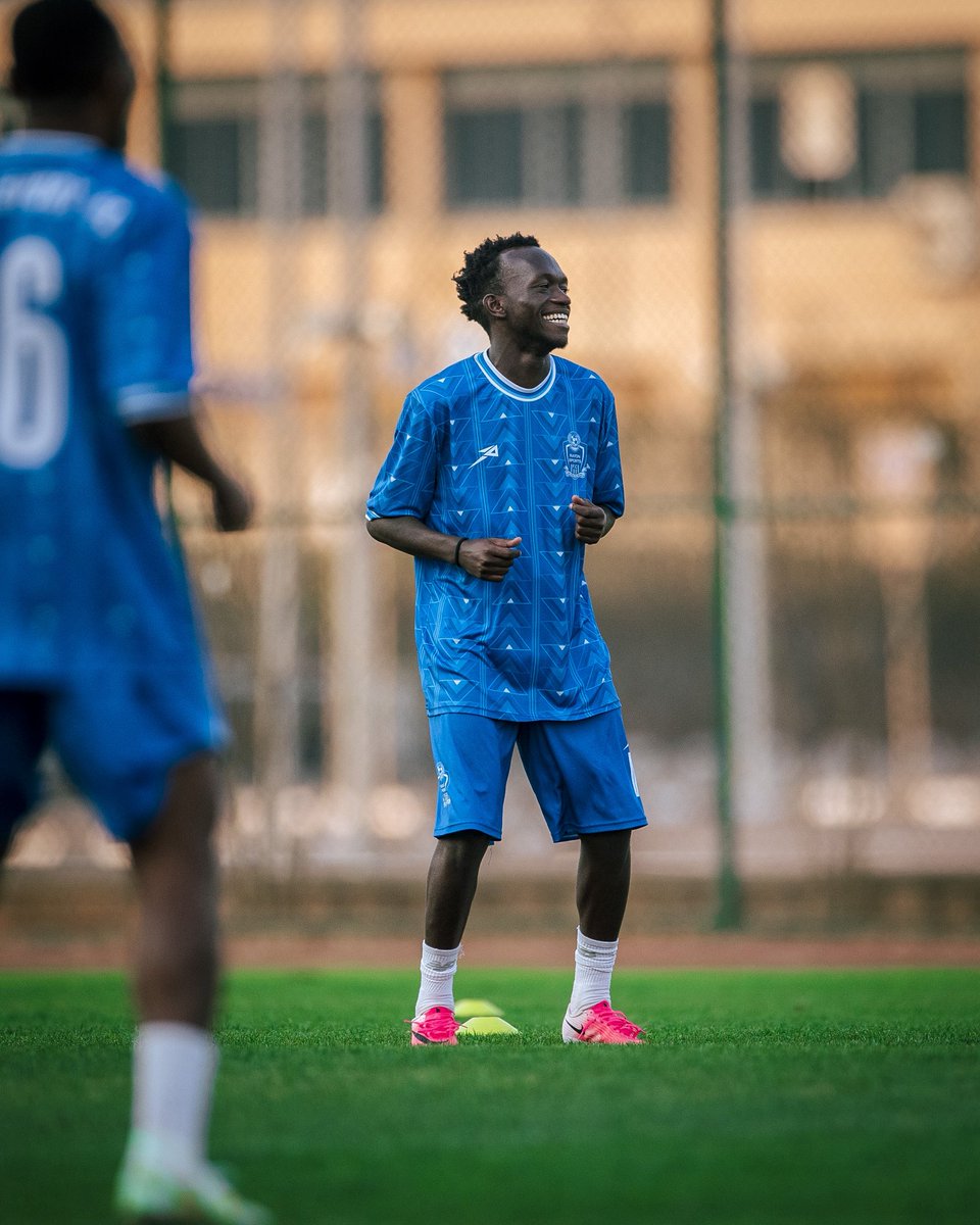 rayon_sports's tweet photo. Ese @airtelrw, mufite Internet ya 5G?

Ejo twese hamwe gahunda ni imwe: GUSHYIGIKIRA RAYON SPORTS! 

Gura itike yawe ukande: *939*3*2# 📲🎟️ https://t.co/qcNLd8o0Gf