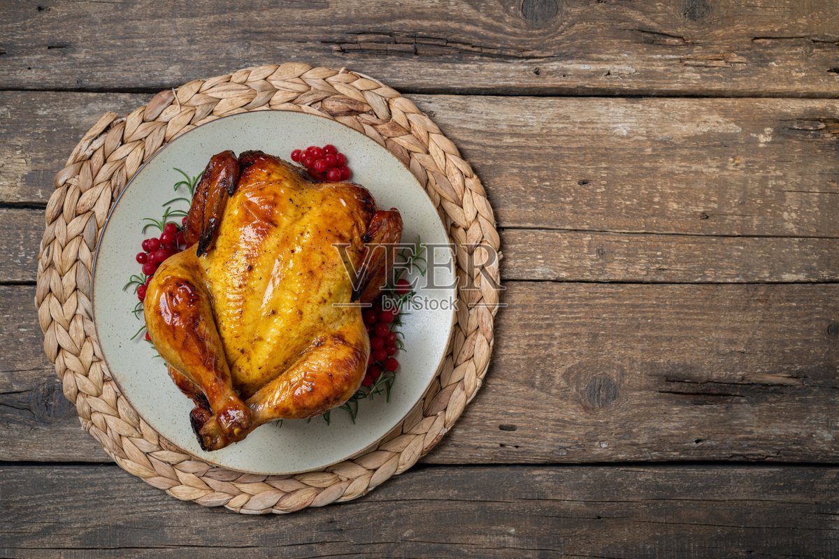 MindofGamer4648's tweet photo. [Cozy Thanksgiving special: herb-crusted turkey with mashed potatoes, cranberry sauce u0026 warm pumpkin pie — fresh, flavorful, perfect for your feast! #ThanksgivingFeast #HolidayEats]， https://t.co/lD0ot8XcXQ