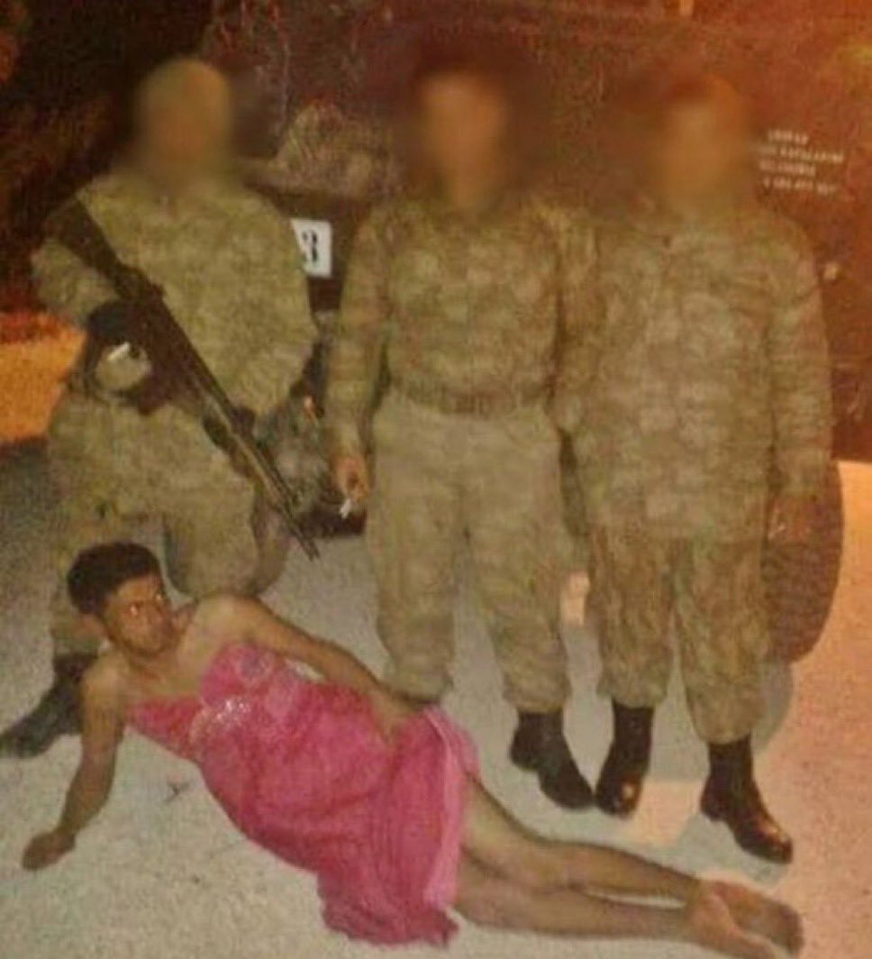 whitepur12's tweet photo. @bhozrbu_ Yerdeki bahoz bu arada arkadaşlar 😅 https://t.co/Tz4erlxW8w