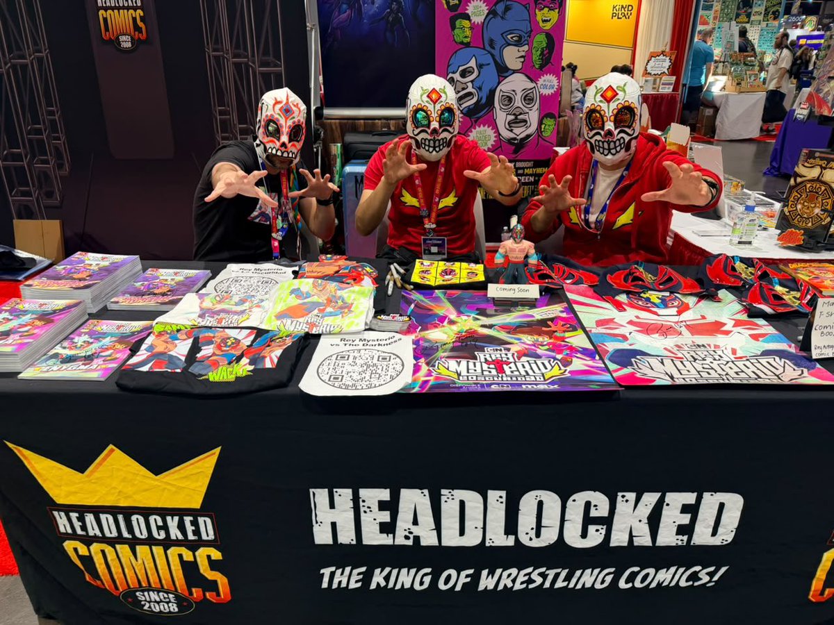 maskedrepublic's tweet photo. Right now until 12 noon at @Comic_Con booth 1901 @HeadlockedComic &amp; Masked Republic - Rey Mysterio vs. The Darkness creators @LosVivaCalavera - Rey signed posters, official show merch including masks &amp; graphic novels and more! https://t.co/5zmC7sRGBJ