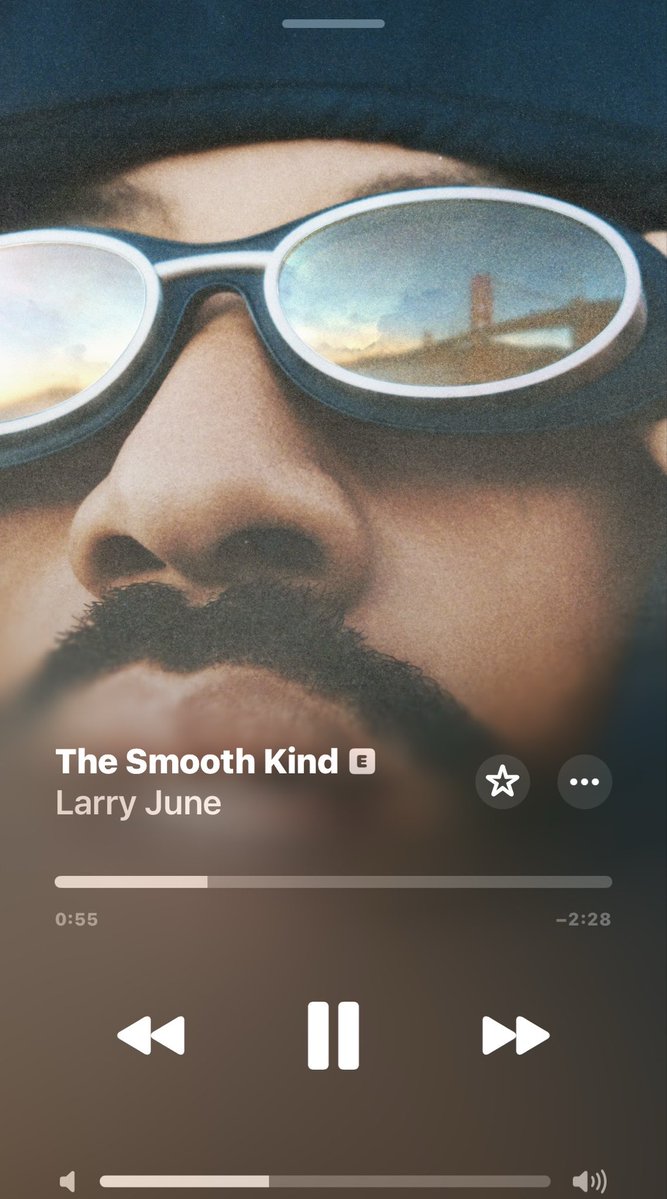 thuto_motheo's tweet photo. i’m starting to understand the hype about this album 👌🏽 https://t.co/s9poC6jXb0