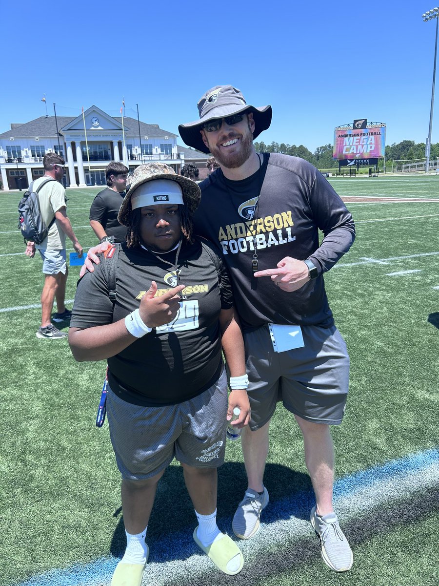 dbatt55's tweet photo. Look for any opportunity to any program to call home 🙌🏾
Demari Battle  (803-809-4242) 5’7 C/DT/LS 270 [5.5 40 ]  2 🅾️ffers couple of interest ‼️
#Footballcommunity https://t.co/33zAJRBZvc
