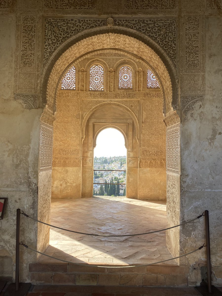 baetis77's tweet photo. El Generalife de la Alhambra. https://t.co/L2d9aMPqt7