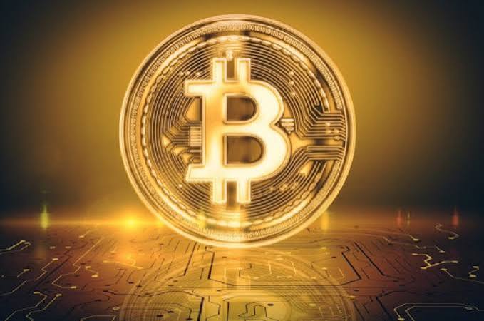 rossbclark81's tweet photo. Dollar to Naira Exchange Rate Today, July 24, 2026: Naira records appreciation across official, black markets

News Link:https://t.co/JJgQiZ5peQ

#nigerianautonomousforeignexchange
#thecentralbankofnigeria
#Bitcoin https://t.co/zrSHQYIFsg