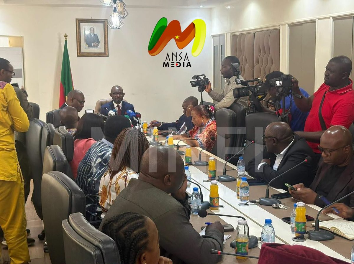 AnsaMedia237's tweet photo. Opération AALFA : le Ministère des Finances lance la phase 2 du recensement des allocations familiales.
Lire la suite ici : https://t.co/JCkqJcV0Kb
#AnsaMedia #MINFI #Cameroun #OpérationAALFA #AllocationsFamiliales #FonctionPublique https://t.co/6GKEYAaI1U