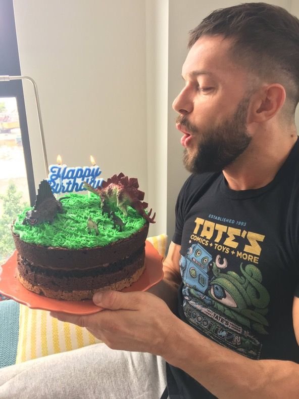 Fergalsawa's tweet photo. Happy Birthday to the greatest and nicest guy in the world. ❤️🔥

Hope you can have a great year and become world champion. We are always behind you. https://t.co/j61Gd4rQXk