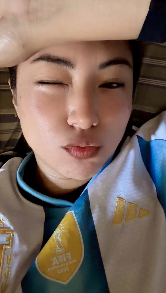 xmarzbs's tweet photo. vámonos a integrarnos a fandom, aunque yo soy feliz viendo todo de afuera🫢

#SSD #StaySelcaDay #Jeongin  #I_N #StrayKids https://t.co/7TmONMeg0h