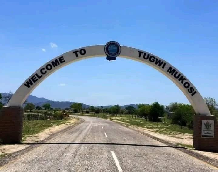 AfroGrowth360's tweet photo. 🇿🇼 Zimbabwe is securing food production! The $250 MILLION Tugwi-Mukosi Mega Irrigation scheme is actively under construction!
Status: Installing high-tech pivot systems and water canals down the basin.
Impact: Turning 40,000 hectares of dry land into a year-round agricultural hub https://t.co/Z6Qovy68LZ