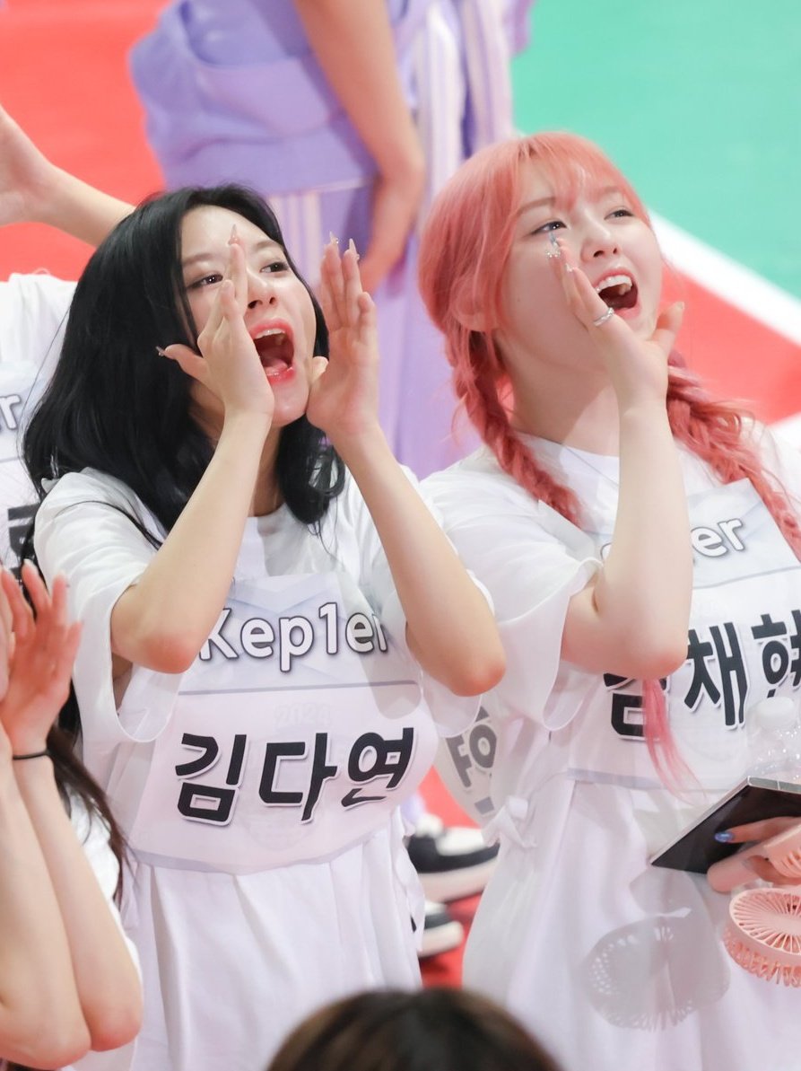 zinebAmira11's tweet photo. #Kep1er #케플러 #김채현 #김다연 #채다즈 #CHAEHYUN #DAYEON
#CHAEDA
🐯🐿️🖤🖤
chaeda
chaeda ships talk: kep1ian fighting! ❤️
in ISAC 2024 🏟️ https://t.co/qaWiLTKTmw