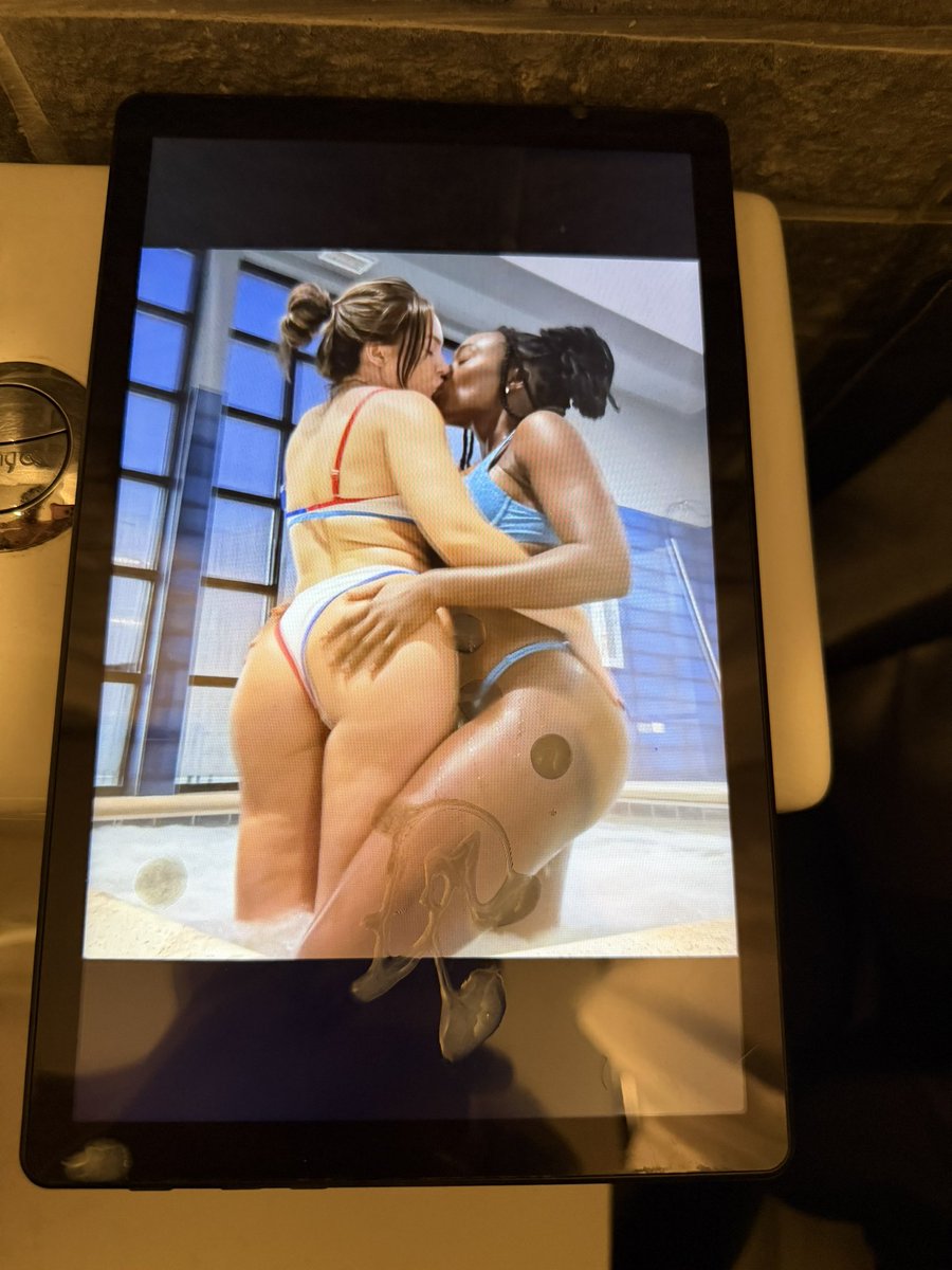 SeeTheShade_'s tweet photo. Skye Blue & Queen Aminata
#cumtribute #cumtributes #cumtributeูs #jerktribute #jerktributes #wankchat #wanktribute #bop #bops #pawg https://t.co/eon7THLtsz