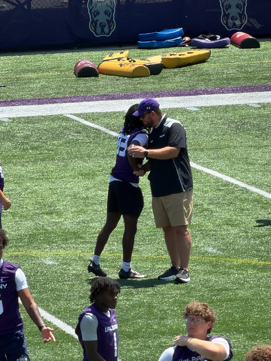 ShaeMichel_'s tweet photo. Feeling grateful for the opportunity to attend the UAlbany camp. Learned a lot, competed hard, and had an awesome experience. Thank you to everyone who made it possible! #UAlbany @CoachMattScott @UACoachPerk @Coach_Tafe1 @Coach_RBitka @CoachOrlovsky https://t.co/F0ZQeVM4T8