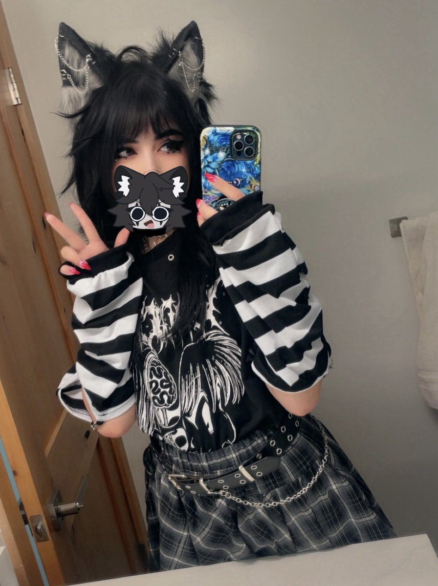 Karousel ⛓️🎪 ➺ OFFKAI tweet media