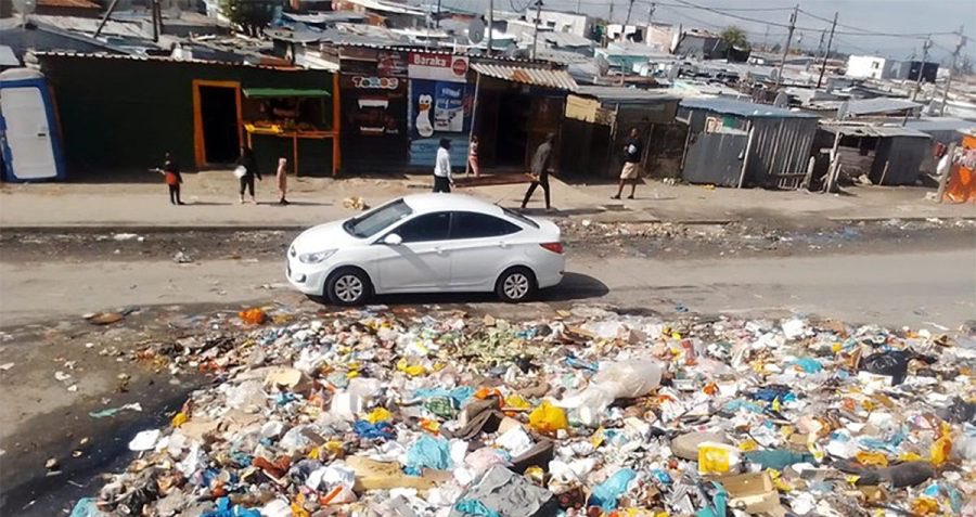 preciousA189's tweet photo. @Zamjika @makarina07 @SizweDhlomo Here is your clean South Africa 😂😂😂😂 You black South Africa are shitholes. https://t.co/TSKLZMQW0v