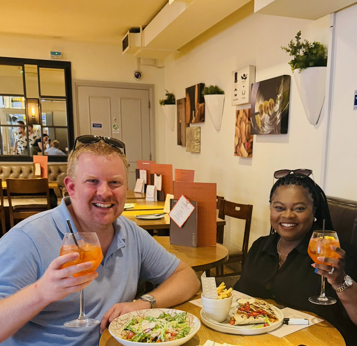 HarrisonDaxNash's tweet photo. The #bottomlessbrunch at All Bar One New Oxford Street was the BEST! 👏
The food, drinks and service were incredible. Me and Khanya had the time of our lives!
Special mention to Ankita for looking after us perfectly! Made the experience so special! Thank you @allbarone 👌 https://t.co/KoD3kf2KOk