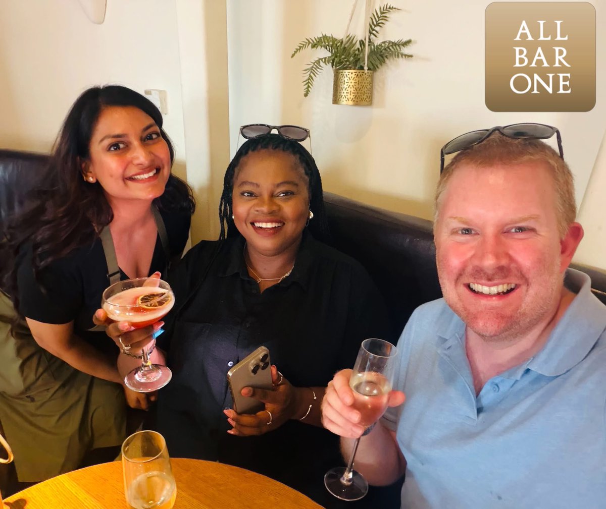 HarrisonDaxNash's tweet photo. The #bottomlessbrunch at All Bar One New Oxford Street was the BEST! 👏
The food, drinks and service were incredible. Me and Khanya had the time of our lives!
Special mention to Ankita for looking after us perfectly! Made the experience so special! Thank you @allbarone 👌 https://t.co/KoD3kf2KOk