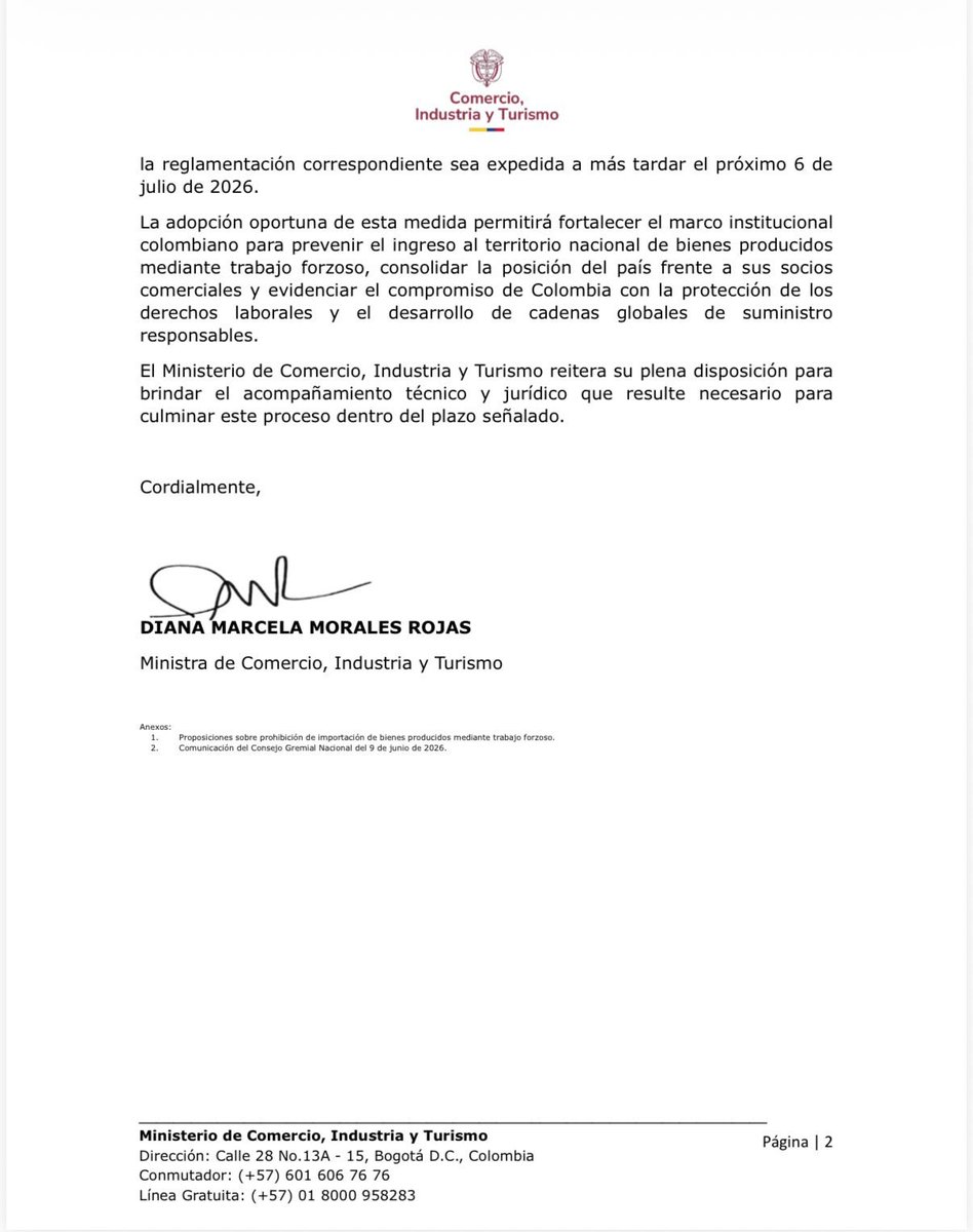 juangobotero's tweet photo. Esta es la carta en que la Ministra de comercio le solicito a la Dian expedir la reglamentación sobre trabajo forzoso en Colombia y con ello mostrar los avances en esta materia. 
La Dian nunca lo hizo y a raíz de ello Estados Unidos incluyo a Colombia en el aumento del arancel al 12.5 % a varios productos. 
Grave afectación a sectores como las flores donde el 80 % de la mano de obra son mujeres y muchas de ellas cabeza de hogar. 
Descuido, acción premeditada? Hágame el favor!
Lo dijimos ayer en #ELMARTILLO