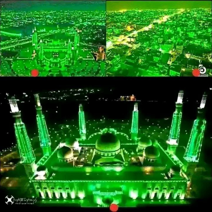 BnAhmd79960's tweet photo. العاصمة صنعاء بدأت الإبحار في بحر العشق المحمدي النبوي.

(من الارشيف) 
#المولد_النبوي_الشريف 1448هـ https://t.co/i1fUV772G4