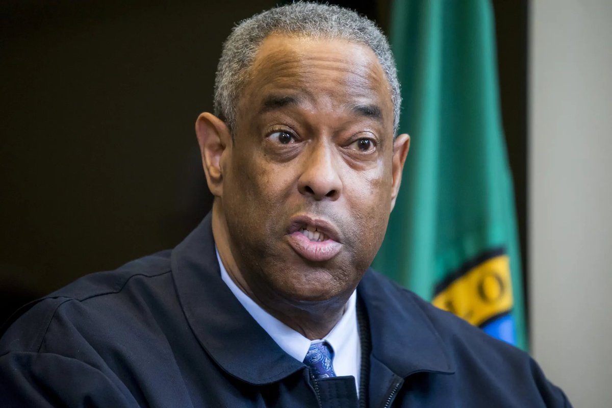 WaGov_US's tweet photo. Did you know Democrats in Olympia are so crazed, @wastatepatrol has dedicated detectives that go after political opposition, public disclosure requestors, and whistleblowers.

They use closet sex whore workers @waDCYF Green Hill as their witnesses in fake cases &amp; false arrests. https://t.co/3JKcnjOF72