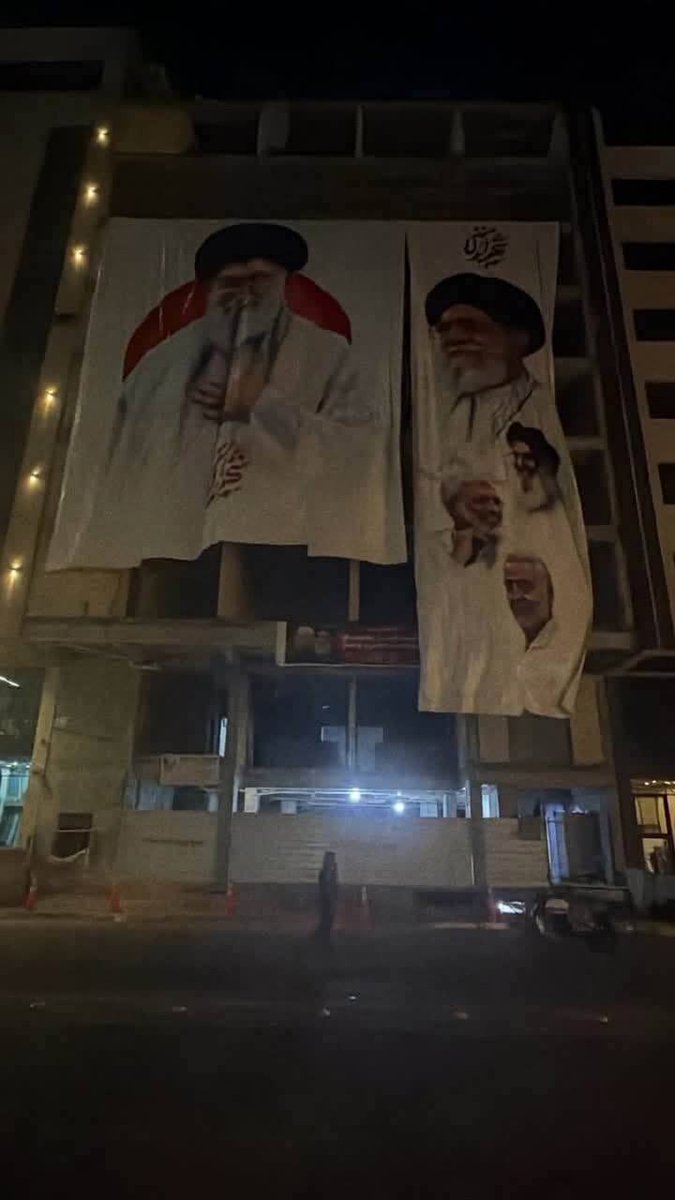 zahraalhuoseni's tweet photo. المرجعية العليا تطالب برفع صور الشهداء و الهتلية الي ما عدهم دين ينزلوها
#العراق #الشهداء https://t.co/8ADIxtRIsH