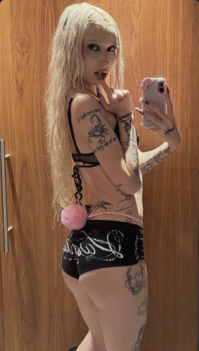 gooner7_'s tweet photo. Uff lo pajero que ando hoy, he perdido la cuenta de todas las veces que me he deslechado ya, pero no paro de calentarme viendo estas putas tan ricas 🤤🤤 https://t.co/4Ii8R9rGoy