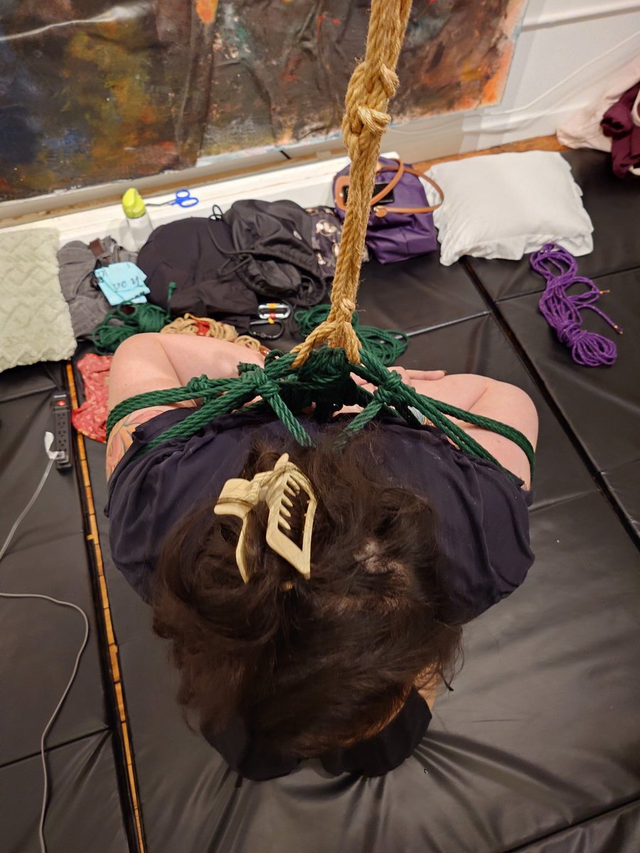 Inkedbyropes's tweet photo. Not every shibari tie is perfect some days ties fail and some are perfect. I've learned that tK ties when suspended forward does not work for me and that sometimes backwards TK ties work better for me https://t.co/f9fMit3UnS