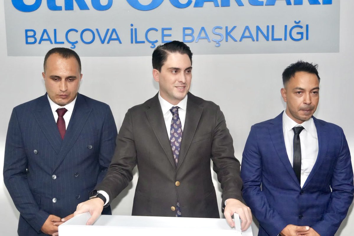 burakkilictc's tweet photo. Ülkü Ocakları Balçova İlçe Başkanlığına Burçin Gün atanmıştır. Yeni görevinde başarılar diler, görevini devreden Fatih Zorer’e teşekkür ederim. https://t.co/eWDHL3xuPB