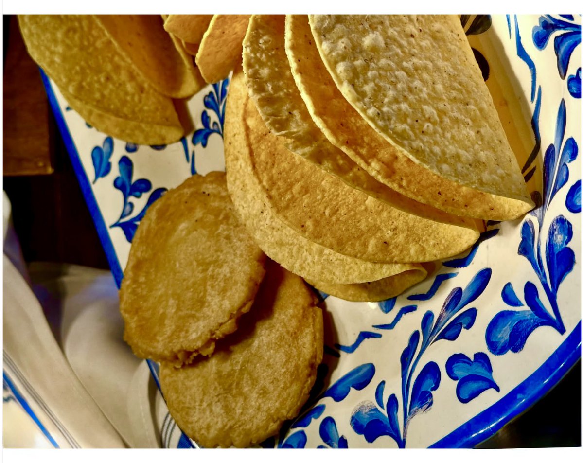 210NancyMorales's tweet photo. #lunch  #tacos  #enchiladas  #mexicanfood  #buffet

💭

Tacos, Enchiladas, Gorditas, Pan Dulce 
MEXICAN  FOOD
…………. WEEK  DAY  LUNCH  BUFFET 
$ 13.99   at  Mi Familia Rim  @mifamiliarim 
 
🍽️

ENTREES
. . . .  Grilled Chicken
. . . .  Enchiladas 
. . . .  Crispy Tacos beef or chicken
. . . .  Gorditas Beef or Chicken
. . . .  Pork Tips in Green Chili Sauce
SIDES
. . . .  Rice
. . . .  Beans refried
. . . .  Beans whole
. . . .  Fideo
. . . .  Chicarones Pork Skins in Sauce 
DESSERTS
. . . .  Various Mexican Pastries 

💭