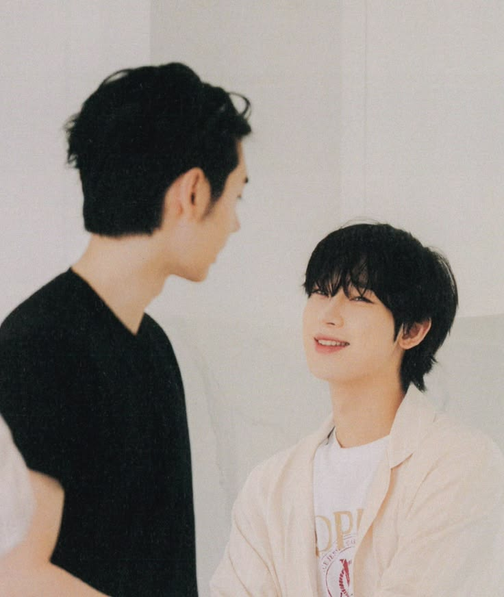 ensheven's tweet photo. theres been tension between snsn recently - but this is how they "talk it out". sex. it's the only thing that rebuilds their bond. 𑣲⋆｡˚ https://t.co/75HAK7sG1X