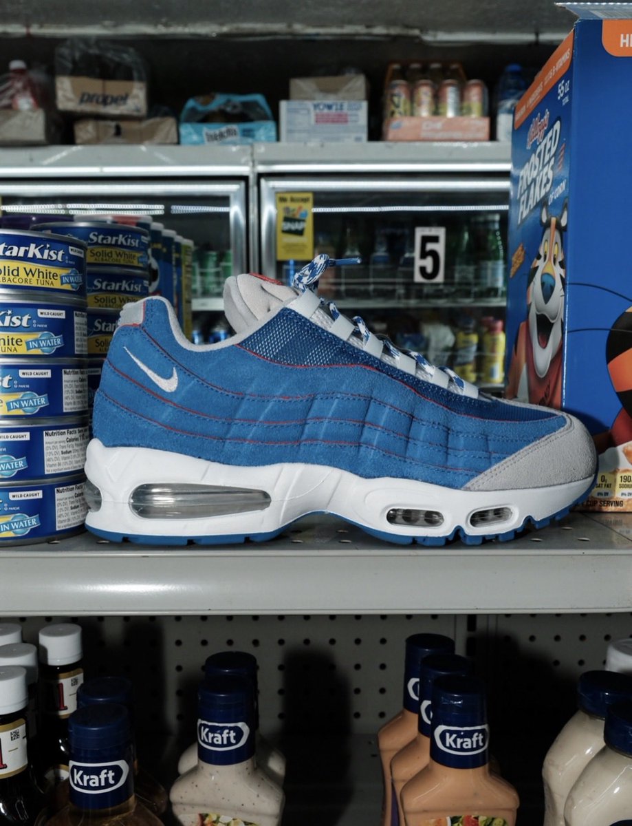 110slad's tweet photo. Nike Air Max 95 “Lawson” Konbini
SKU: IR1944-400 📸: unheardof

Buy Now: https://t.co/Zkbvnku8jR https://t.co/KYJSEQ4vHV