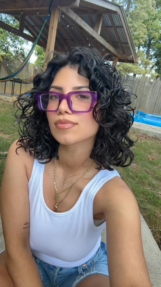 🌻 🇸🇻 tweet media