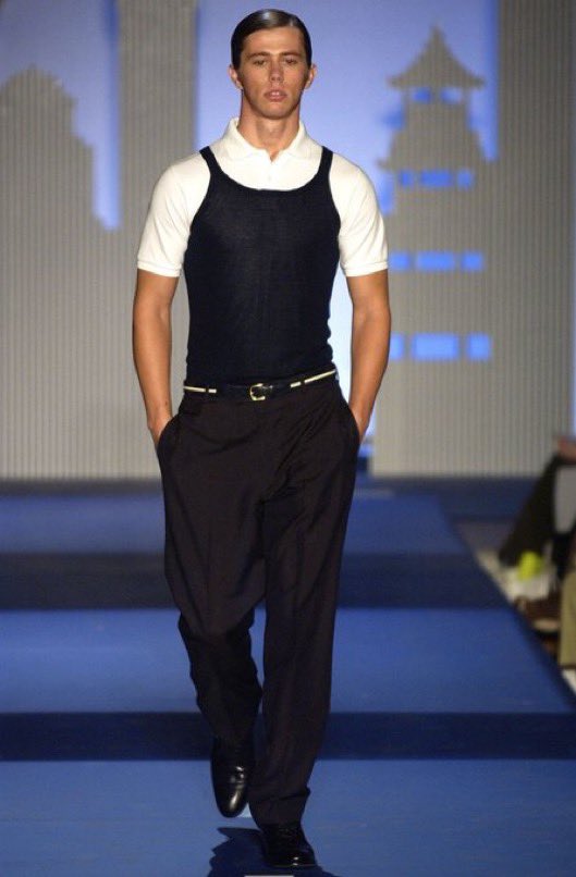 bauvkin's tweet photo. Miguel Adrover Menswear Spring 2003 https://t.co/Jd355OpQvK