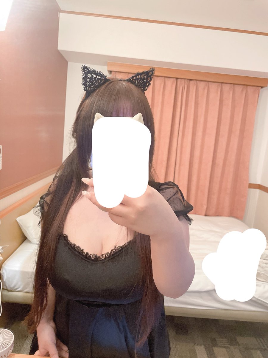 774noura's tweet photo. にゃん🐱 https://t.co/ooI8nNhJjN