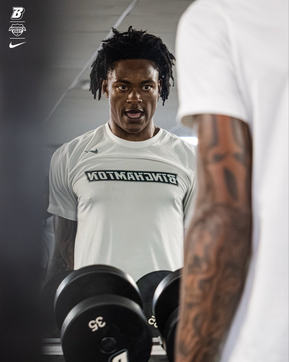 BinghamtonMBB's tweet photo. Saturday Morning Work.

📸: @2kNS27 

#ONEBinghamton https://t.co/88JhZUINV1