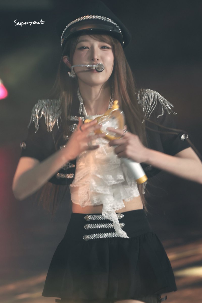 superyenaaaa's tweet photo. @Sesanga_ssauza: 내가 찾아다닐 거라고 했잖아 https://t.co/iae4CWomG4