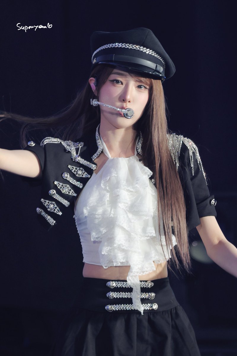 superyenaaaa's tweet photo. @Sesanga_ssauza: 내가 찾아다닐 거라고 했잖아 https://t.co/iae4CWomG4