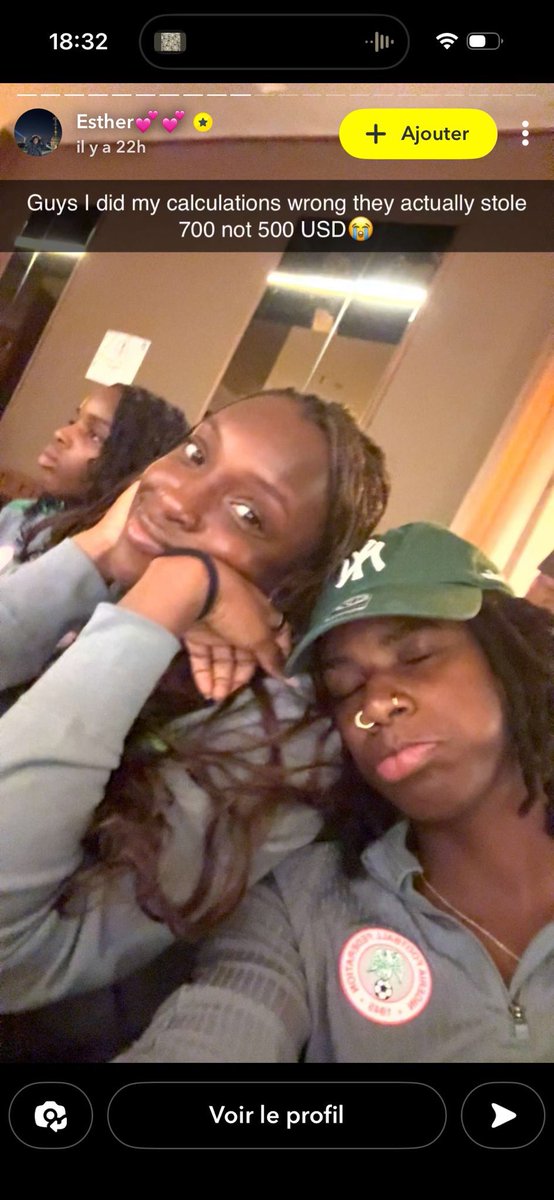 Noo_IDcard's tweet photo. 🚨 CAN Féminine 2026 Maroc : des joueuses nigérianes dénoncent des vols d’argent dans leur hôtel

Plusieurs internationales nigérianes affirment avoir été victimes de vols d’argent au sein de leur hôtel durant la CAN féminine 2026 a Casablanca 

Selon des publications Snapchat d’Esther Okoronkwo :

Esther Okoronkwo déclare avoir perdu 700 USD ;

Halimatu Ayinde : 100 USD ;

Joy Omewa : 120 livres sterling (£120) ;
Osinachi Ohale : 100 USD.

La joueuse affirme avoir signalé les faits au personnel de l’établissement, dénonçant un manque de réponses et une attitude jugée irrespectueuse.