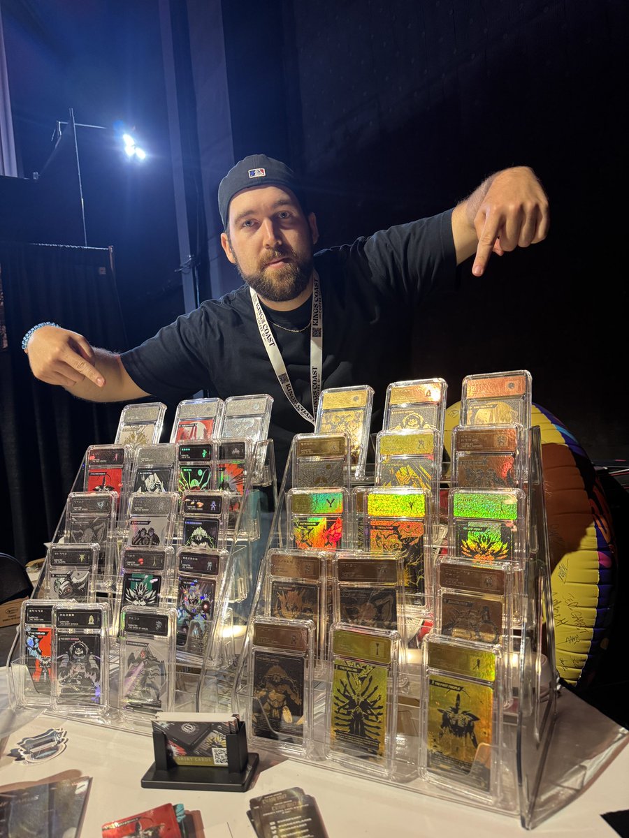 evanf1997_'s tweet photo. DISCOUNT TIME! 💵🤑

Every purchase now has a dice roll for a chance at FREE card! 🔥

Less than 50 remain so stop by Stage 21 @GCXEvent if you can! 👍

Thanks so much for the support ✅ https://t.co/tSLNZsrxs2