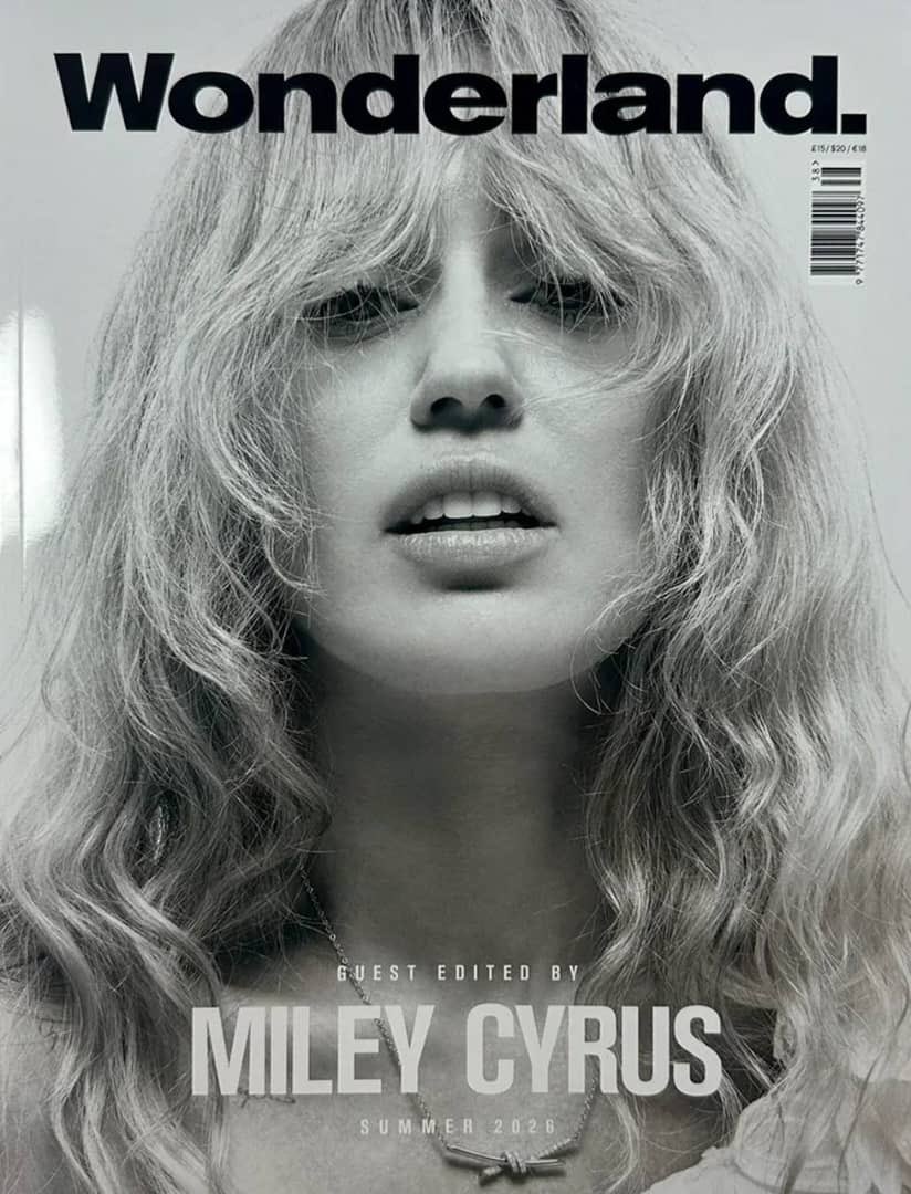 mcyrusmexico's tweet photo. MILEY CYRUS FOR WONDERLAND MAGAZINE https://t.co/q6i2EOxD99