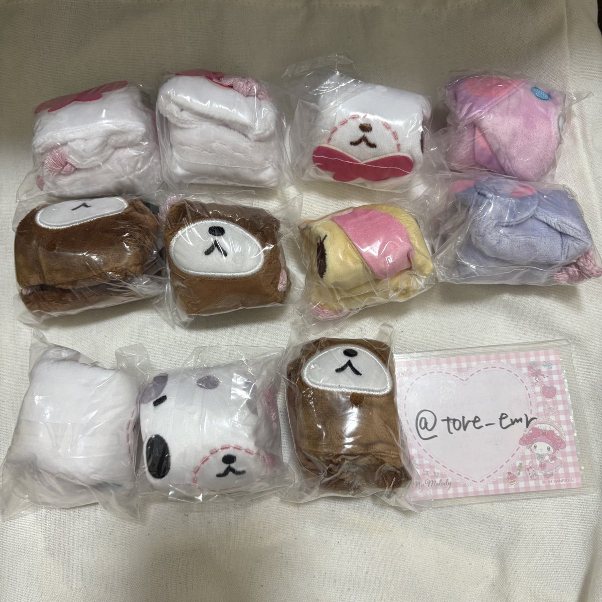 tore_emr's tweet photo. シュガーバニーズ ふわふわ巾着 交換

譲
1弾
しろうさ3 くろうさ2 ももうさ1 はなうさ1 ブルーベリーうさ1
2弾
くろうさ ぶちうさ あおみみうさ 各1

求
同種 ストロベリーうさ
ふわふわめじるしアクセサリー

難しいかと思いますがお心当たりの方がいらっしゃいましたらよろしくお願い致します。 https://t.co/7E6cYdGzQ8