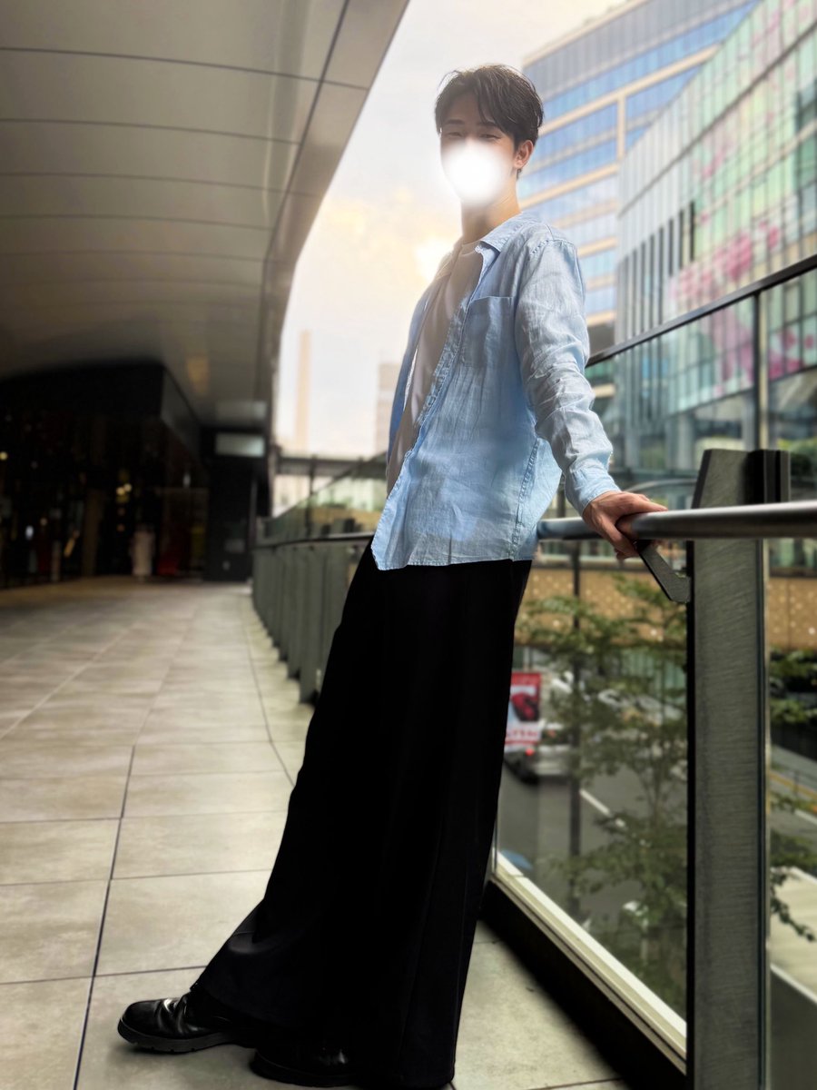 yuduru___'s tweet photo. 新しい写真撮ってきました📸

足長加工……
してないですよ？笑

撮り方ってすごいですね☺️

#優弦の写真 https://t.co/d6U5Trqru1