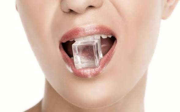 kh505043's tweet photo. Pagophagia (craving ice) is classically associated with which anemia?

A) Hemolytic anemia
B) Iron deficiency anemia 
C) Megaloblastic anemia
D) Thalassemia https://t.co/0tXPk3UaXx
